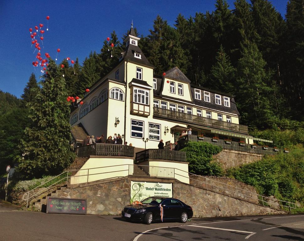 Flair-Hotel Waldfrieden Oberweißbach Exteriér fotografie