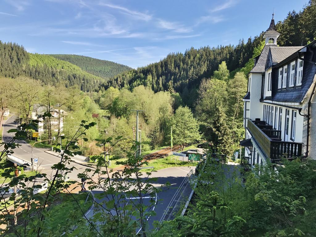 Flair-Hotel Waldfrieden Oberweißbach Exteriér fotografie