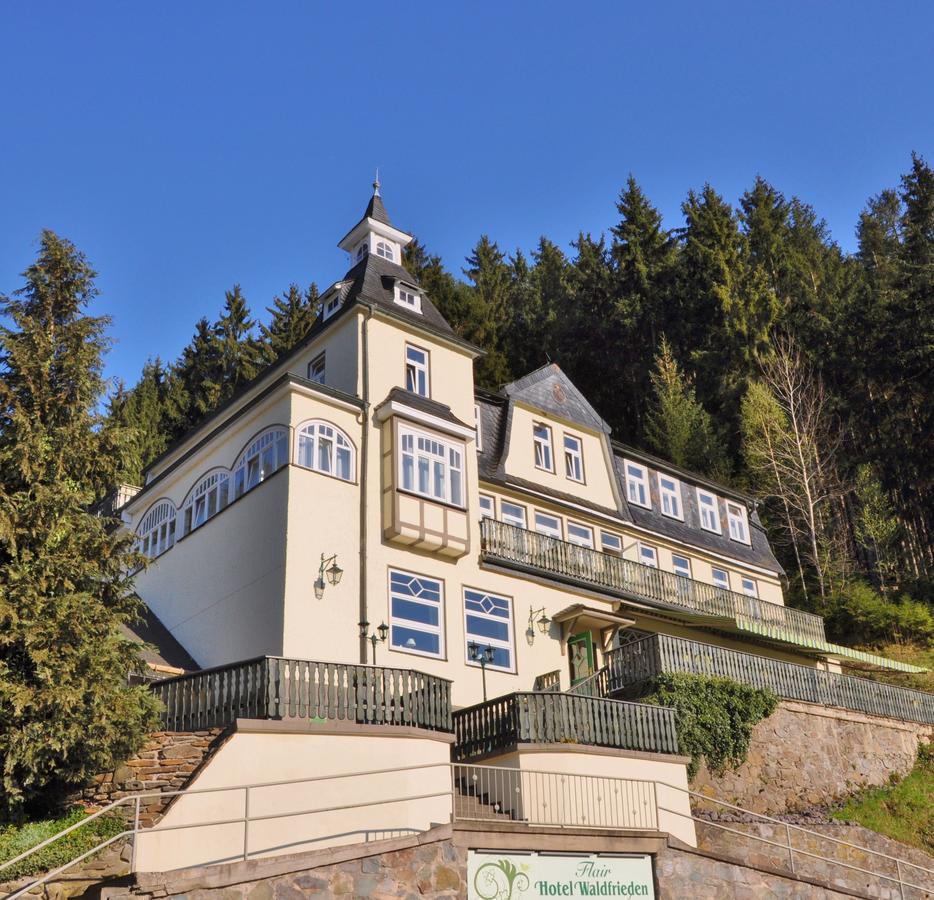 Flair-Hotel Waldfrieden Oberweißbach Exteriér fotografie
